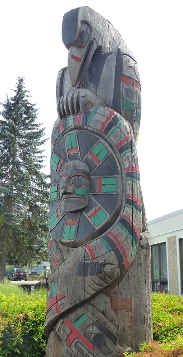 Totem: Peaceful Boundaries in Duncan, Vancouver Island